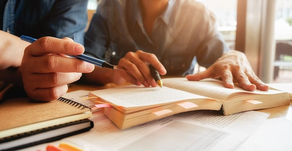 Los Asistentes Educativos Solución para los vacíos de aprendizaje que dejo la postpandemia